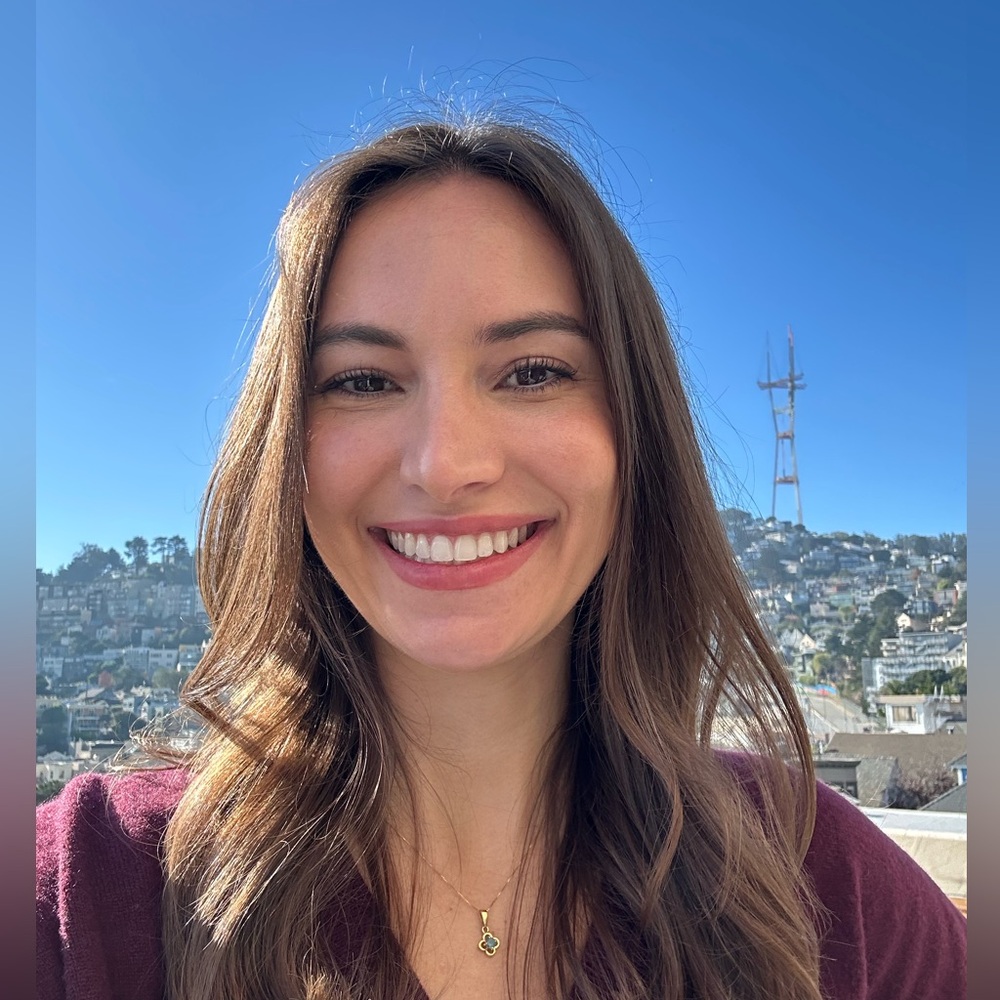 Meet your Posher, Raquel